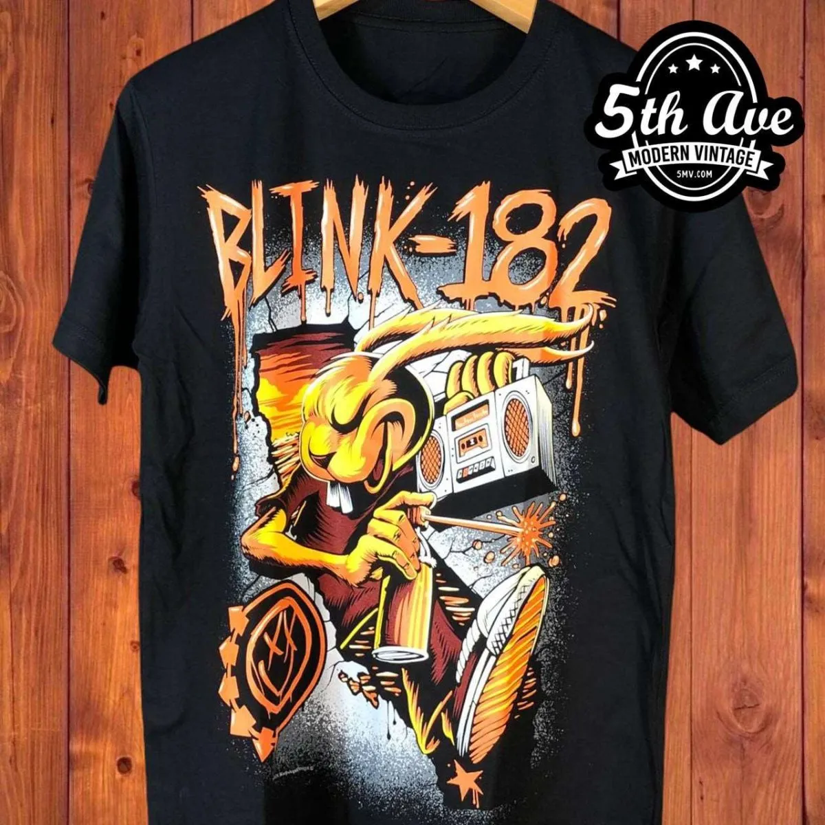 Blink-182 Punk Bunny - New Vintage Band T shirt