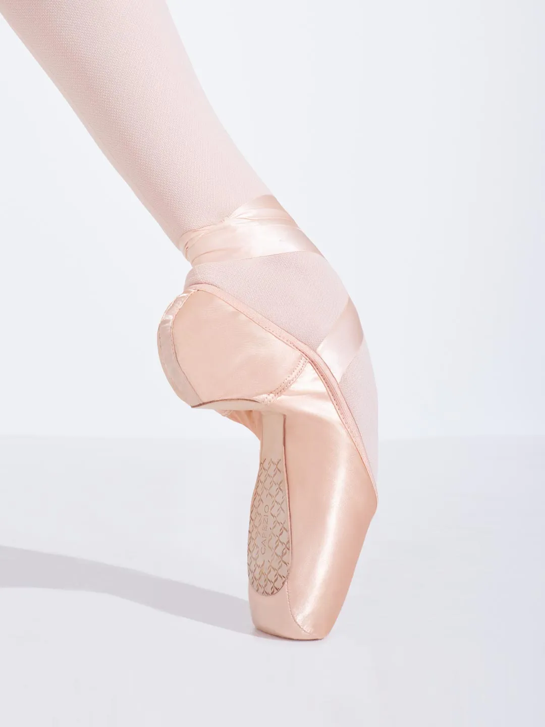 Cambré Pointe Shoe with #4- Clearance- no fitting- no return