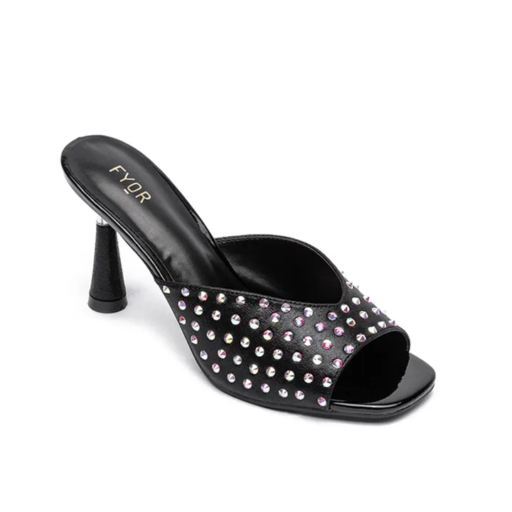 Crystal Embellished Mule HL 104