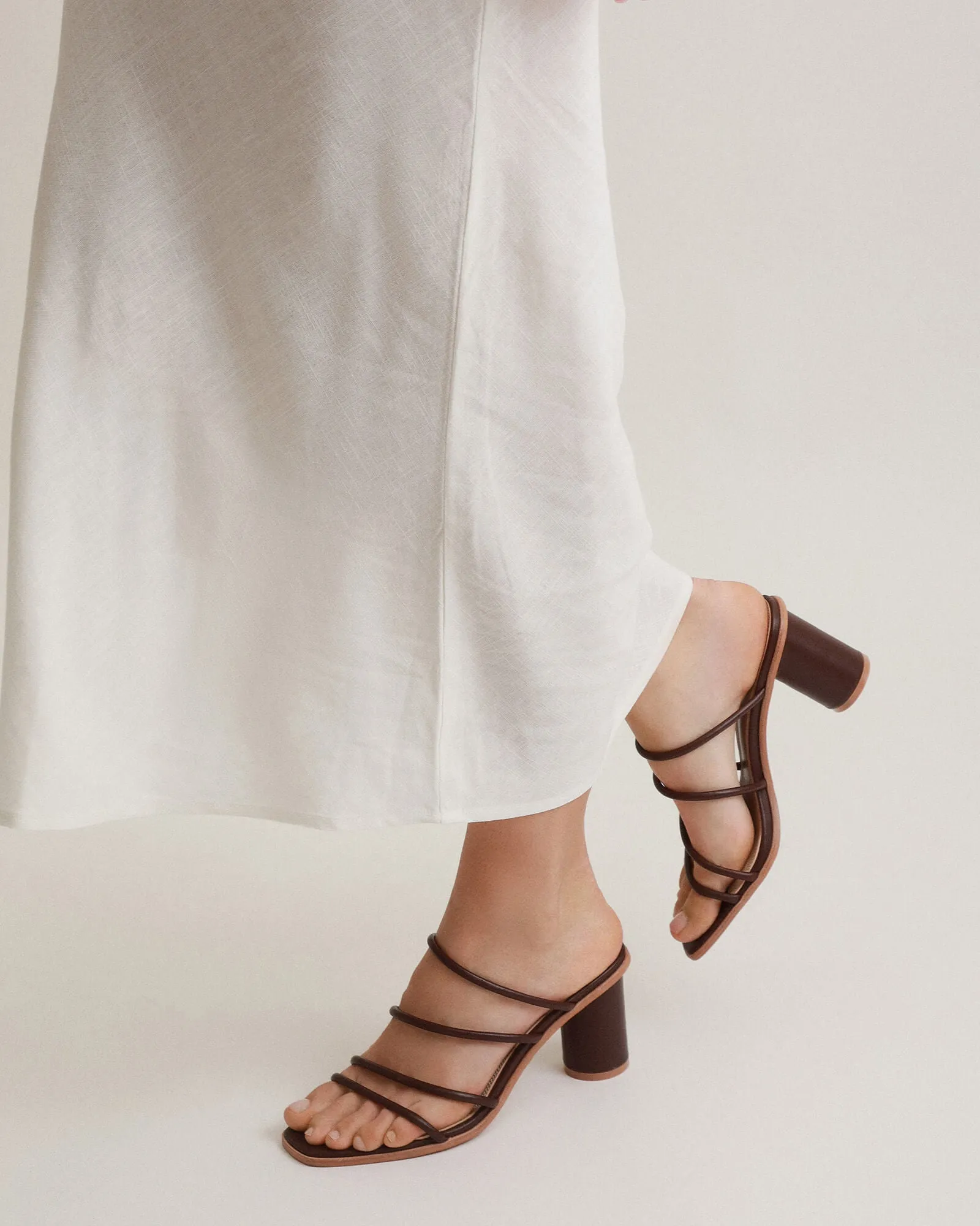 NAOMI MID HEEL SANDALS CHOCOLATE LEATHER