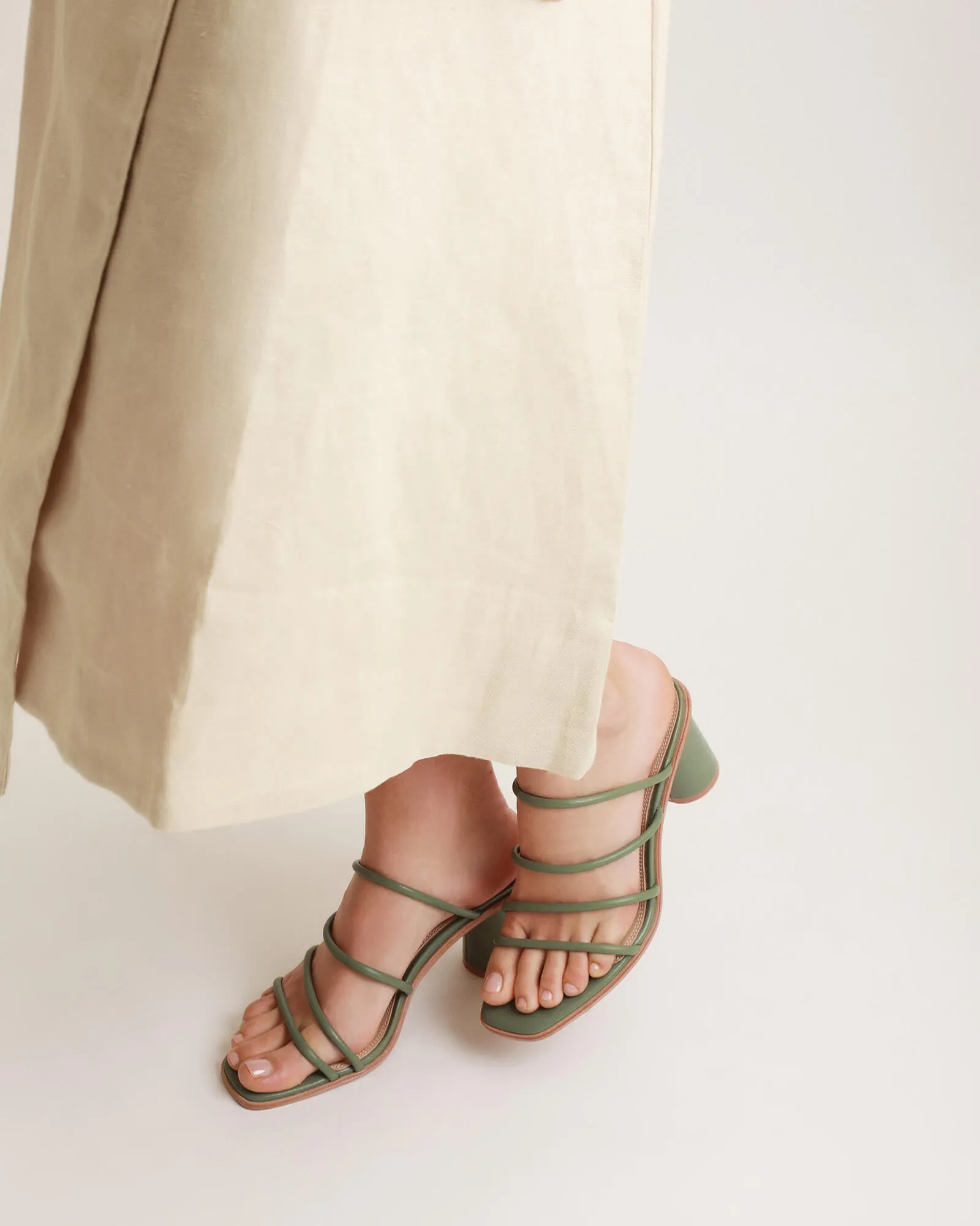 NAOMI MID HEEL SANDALS PISTACHIO GREEN LEATHER