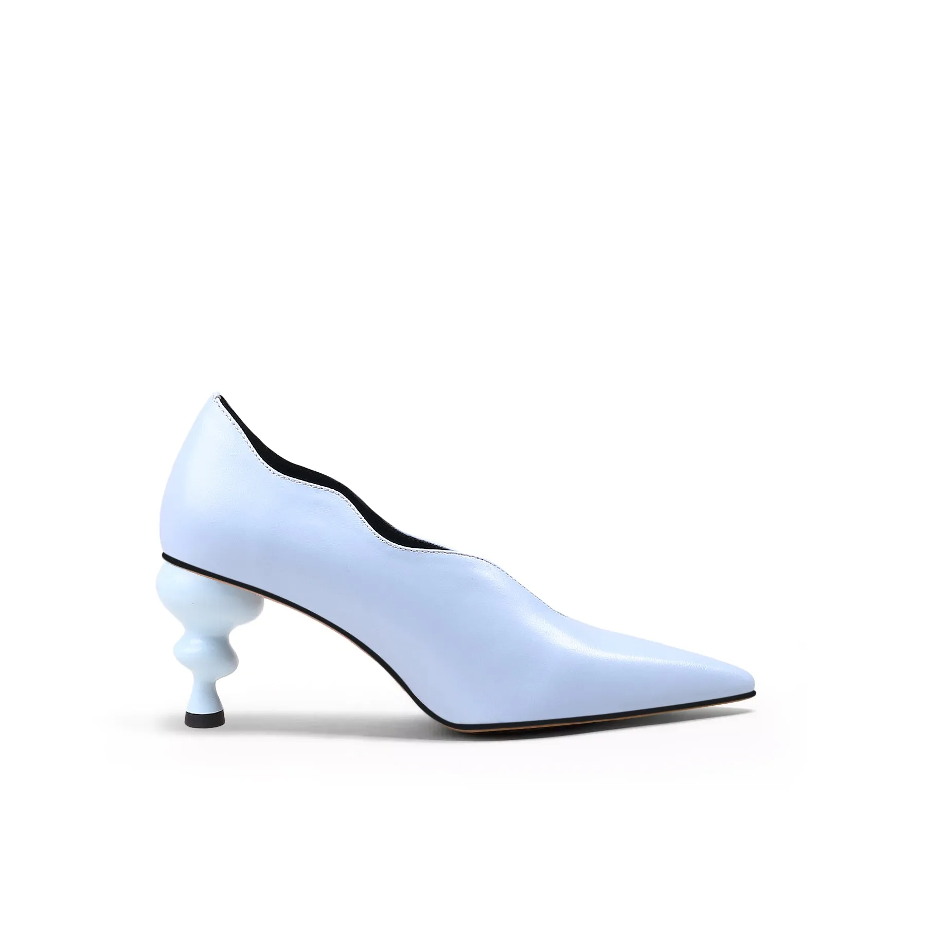 Scalloped Edge Kettle Heel Pumps