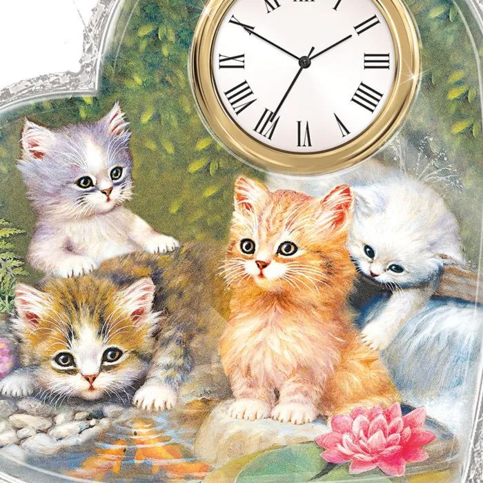 The Bradford Exchange "Paw Prints On Your Heart" Glass Art Clock by Jürgen Scholz 4.5-inches