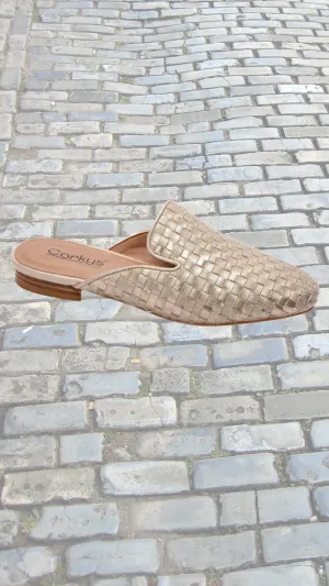 Weave it to Beaver Mules by Corkys